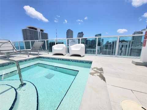 133 NE 2nd Ave, Miami, FL 33132
