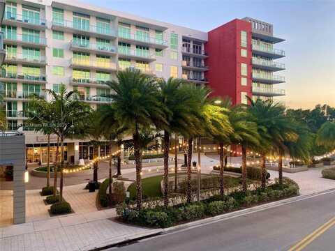 7825 NW 107th Ave, Doral, FL 33178