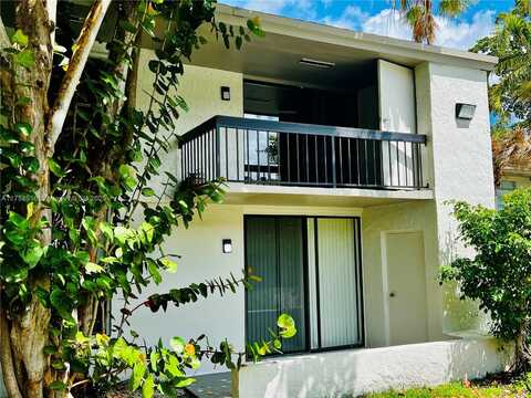 4001 N University Dr, Sunrise, FL 33351