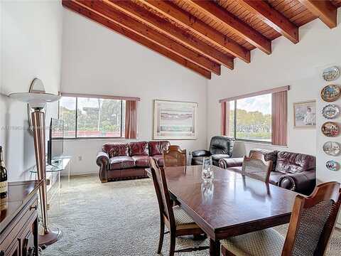 770 NW 106th Ave, Miami, FL 33172