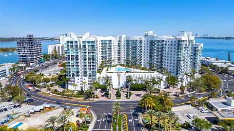 7910 Harbor Island Dr, North Bay Village, FL 33141