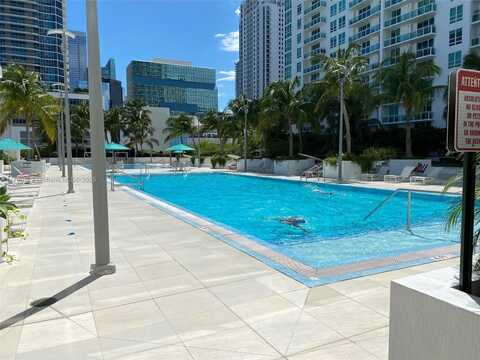 950 BRICKELL BAY DR., Miami, FL 33131