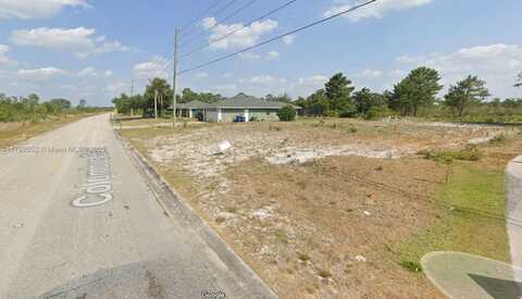 6405 Columbus Blvd, Sebring, FL 33872
