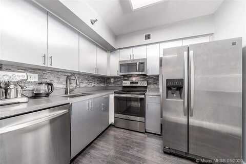 3300 NE 191st St, Aventura, FL 33180
