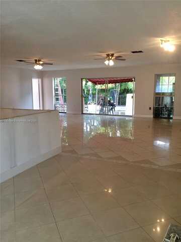 501 NE 180th Dr, North Miami Beach, FL 33162