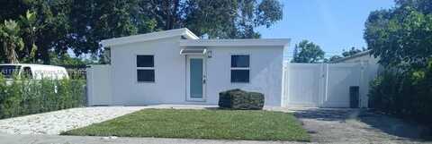 5636 Arthur St, Hollywood, FL 33021