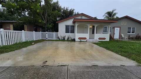 1066 NW 112th St, Miami, FL 33168
