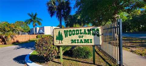 14241 Memorial Hwy, Miami, FL 33161