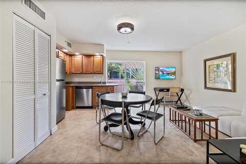 630 85th St, Miami Beach, FL 33141