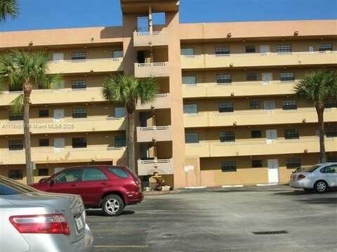 15969 NW 64th Ave, Miami Lakes, FL 33014