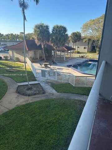 13900 Lake Placid Ct, Miami Lakes, FL 33014