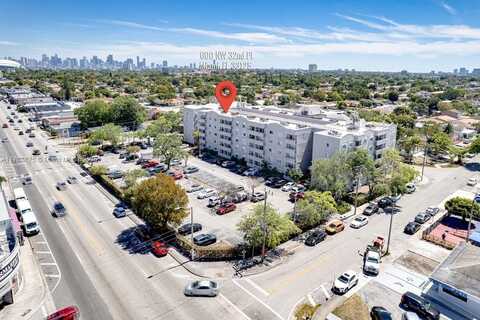 600 NW 32nd Pl, Miami, FL 33125