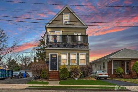 154 Freeman Street, Woodbridge, NJ 07095