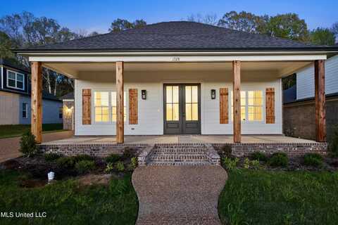1375 Creekside Lane, Hernando, MS 38632