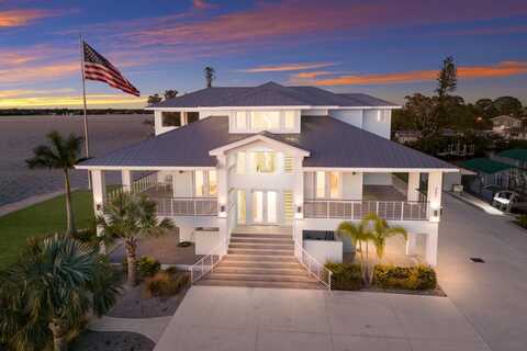 327 RIVERPOINT DRIVE NE, BRADENTON, FL 34208