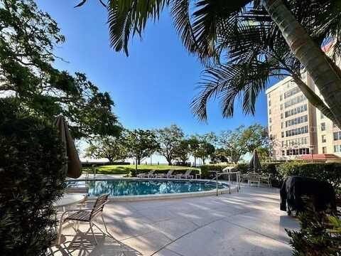 2405 S ARDSON PLACE, TAMPA, FL 33629