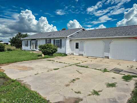 4726 E 210 N, Lebanon, IN 46052