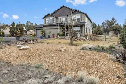4190 SW Reservoir Drive, Redmond, OR 97756