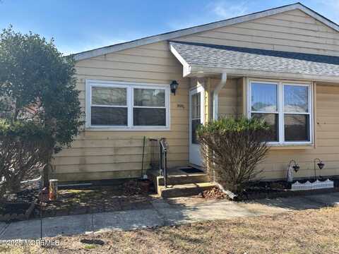 969 Constitution Boulevard, Whiting, NJ 08759
