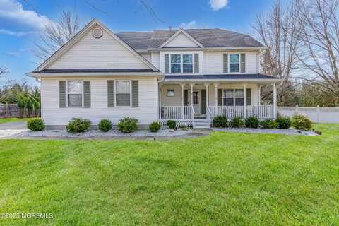 17 E Scarlet Oak Court, Jackson, NJ 08527