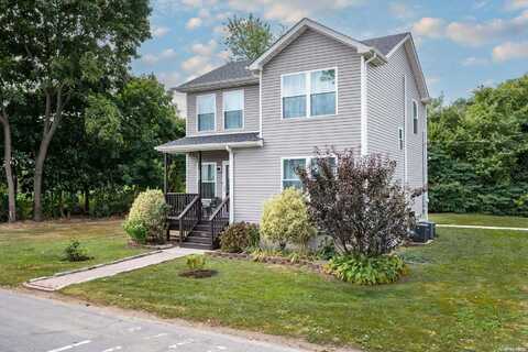 201 2nd Avenue, Lindenhurst, NY 11757