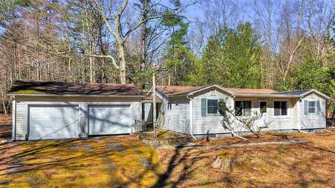 25 Van Buskirk Road, Saugerties, NY 12477