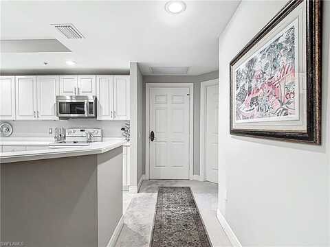 2745 1st, FORT MYERS, FL 33916