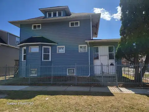 923 N Pine Avenue, Chicago, IL 60651