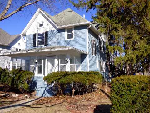 1 N worth Avenue, Elgin, IL 60123