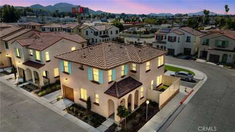1916 S Apple Tree Way, San Bernardino, CA 92408