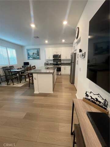 16680 Rose Petal Way, Fontana, CA 92336