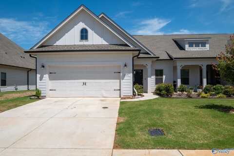 12431 Whitcomb Circle, Athens, AL 35613