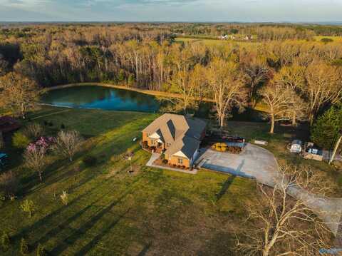 51 Thornhill Road, Boaz, AL 35956