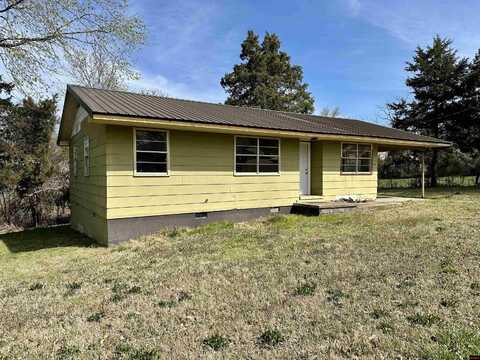 104 S SPRING STREET, Marshall, AR 72650