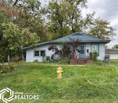 703 McKinley Avenue, Ottumwa, IA 52501