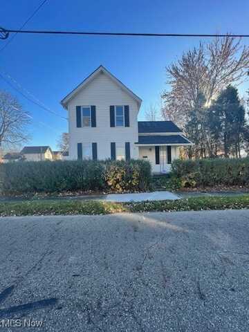 316 Young Avenue NE, Canton, OH 44704