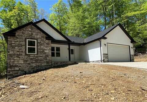 1965 Apple Valley Drive, Howard, OH 43028