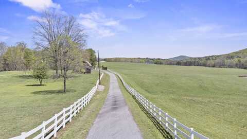 447 Willow Pond Lane, Hiddenite, NC 28636
