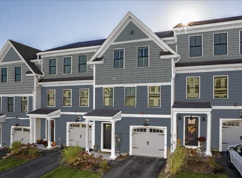 31 Lenox Drive, Dover, NH 03820