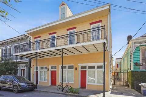 826 TOURO Street, New Orleans, LA 70116