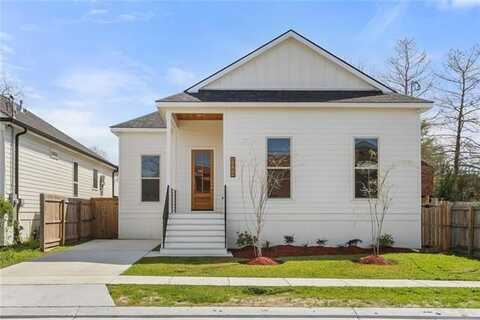 6065 WICKFIELD Drive, New Orleans, LA 70122