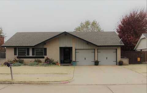 2117 Crystal Drive, Moore, OK 73160