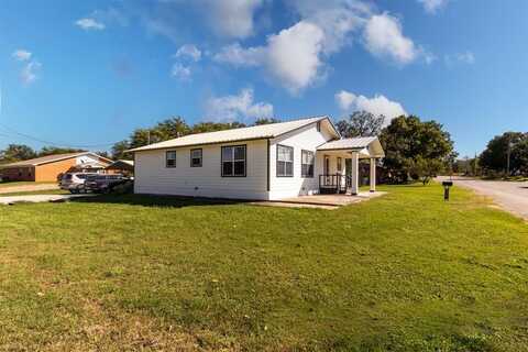 1410 Marie Street, Comanche, TX 76442
