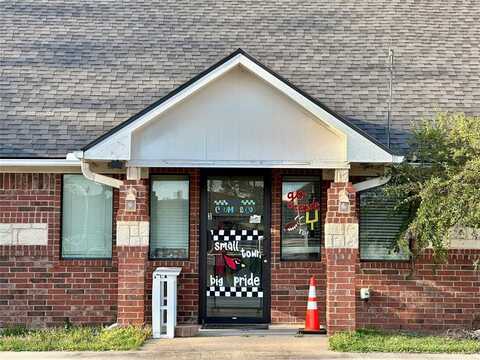 526 E FM 120, Pottsboro, TX 75076