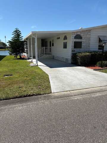 2366 Lakes of Melbourne Dr, Melbourne, FL 32904