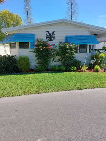 164 Lake Michigan Dr, Mulberry, FL 33860