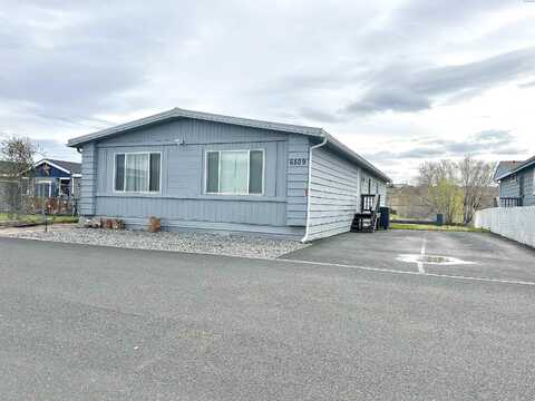 6509 James St., West Richland, WA 99353