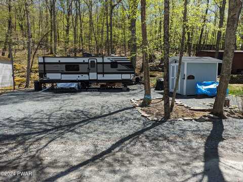 410 Shohola Lane, Shohola, PA 18458