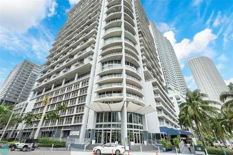 690 SW 1st Ct, Miami, FL 33130