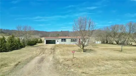 7695 County Road E, Elk Mound, WI 54739